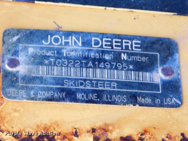 image for item FQ9504 2007 John Deere CT322 skid steer