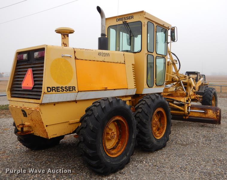 image for item FQ9505 1990 Dresser 850 motor grader