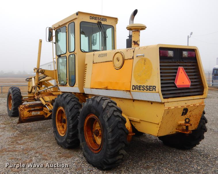 image for item FQ9505 1990 Dresser 850 motor grader