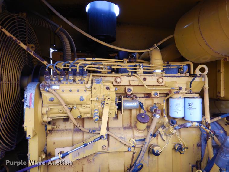 image for item FQ9505 1990 Dresser 850 motor grader