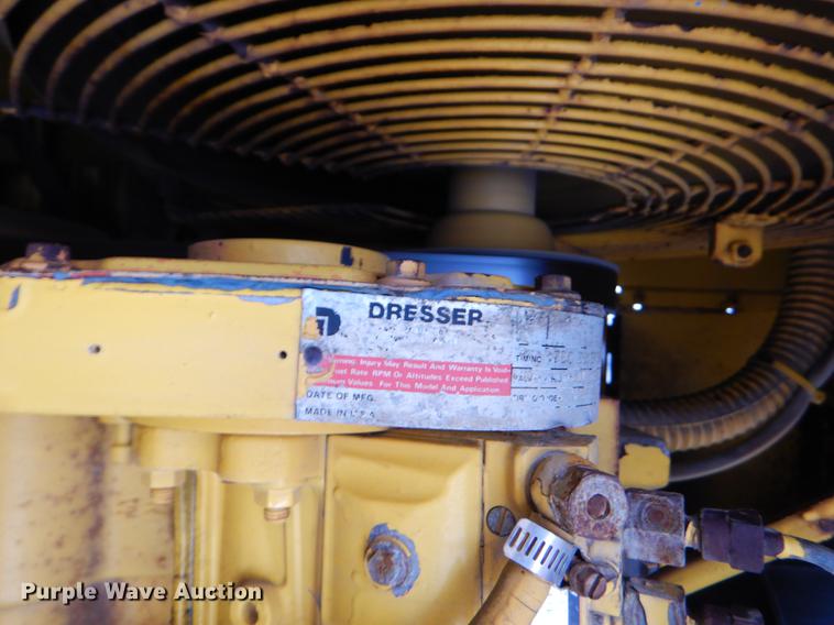 image for item FQ9505 1990 Dresser 850 motor grader