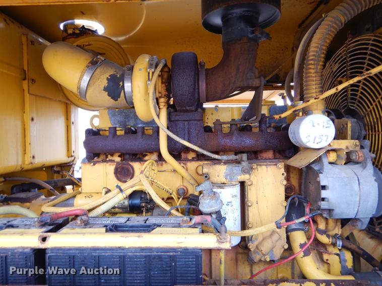 image for item FQ9505 1990 Dresser 850 motor grader