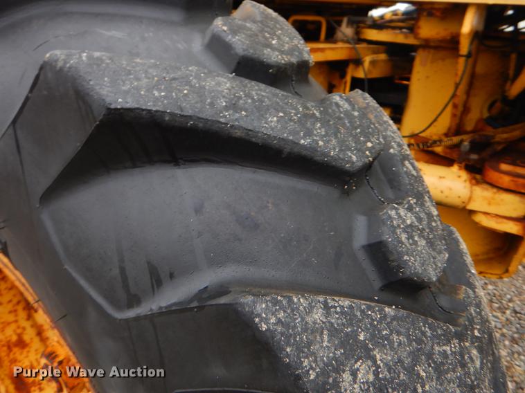 image for item FQ9505 1990 Dresser 850 motor grader