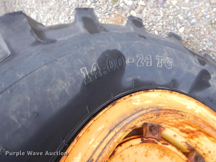 image for item FQ9505 1990 Dresser 850 motor grader