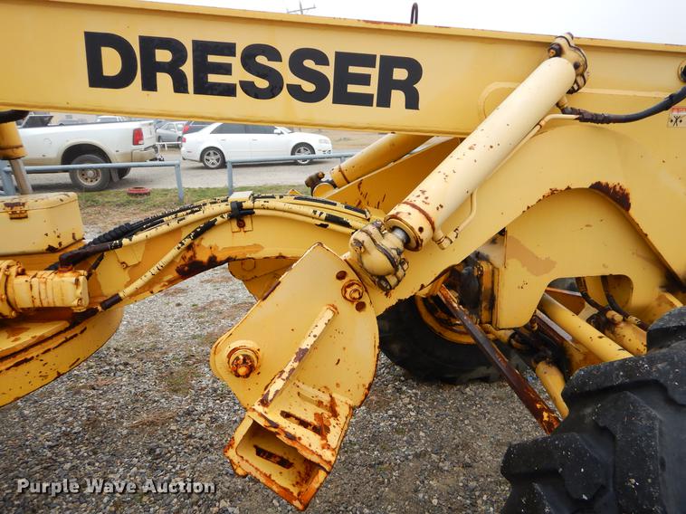 image for item FQ9505 1990 Dresser 850 motor grader