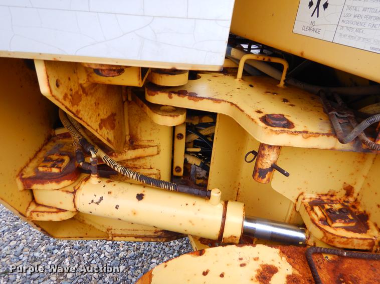 image for item FQ9505 1990 Dresser 850 motor grader