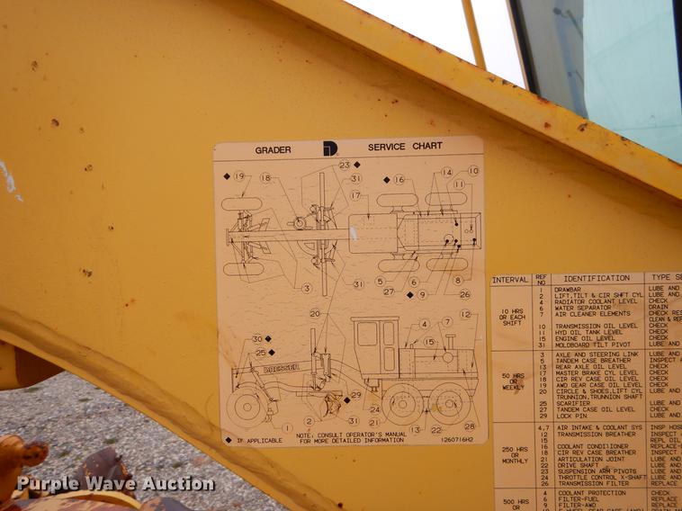 image for item FQ9505 1990 Dresser 850 motor grader