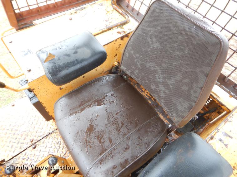 image for item FQ9540 1991 Case 650 dozer