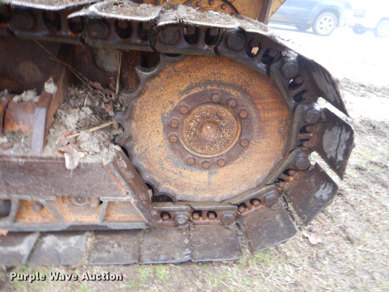 image for item FQ9540 1991 Case 650 dozer