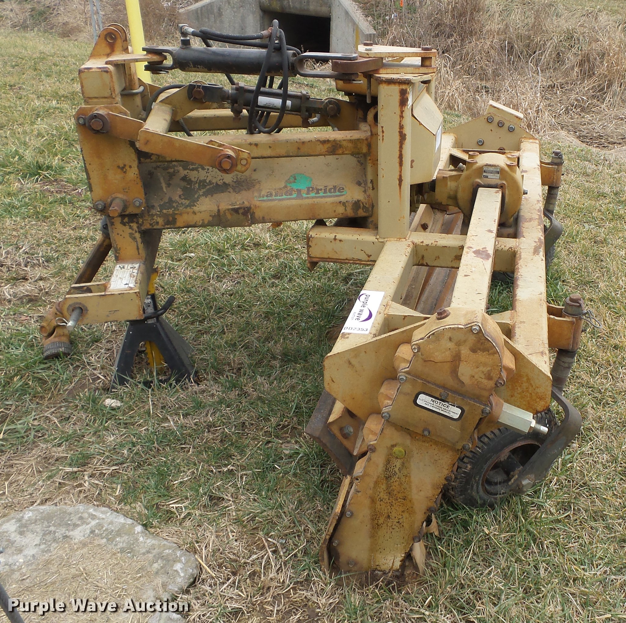 Land Pride PR2572 power rake in Red Bud, IL Item DD2353 sold Purple