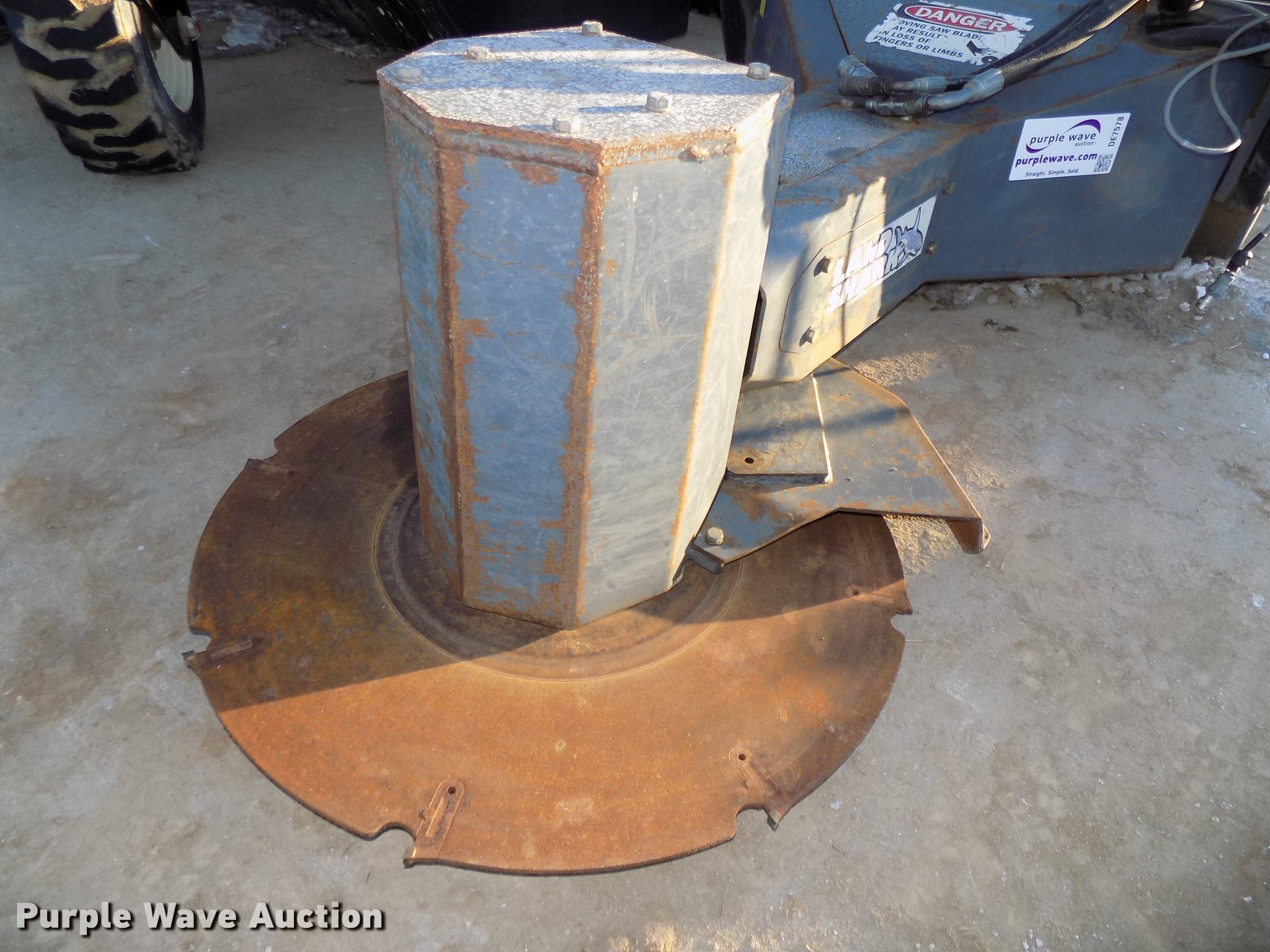 2014 Bobcat Landshark TTS12UN skid steer tree saw in Omaha, NE Item