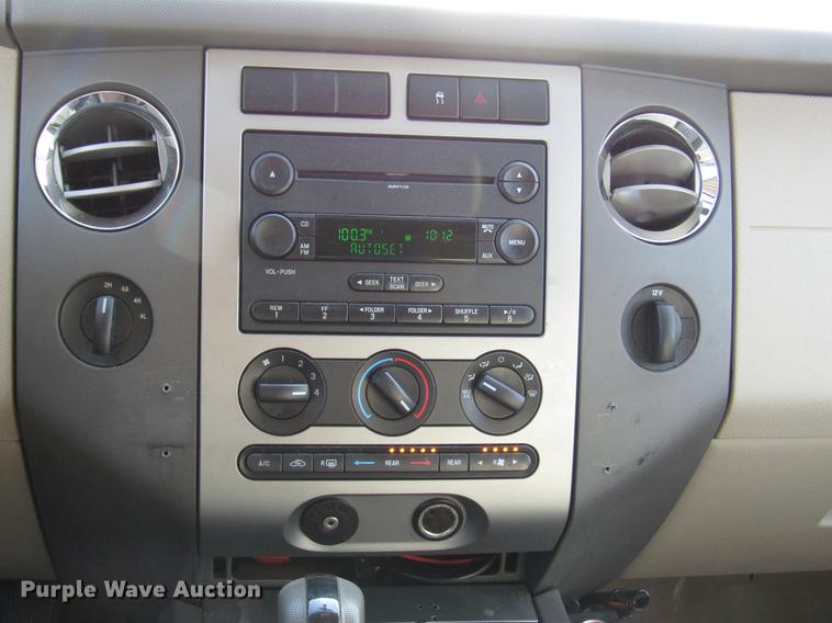image for item DB6893 2007 Ford Expedition SUV
