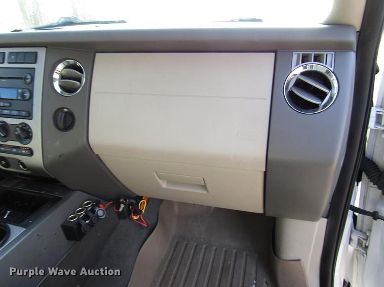 image for item DB6893 2007 Ford Expedition SUV