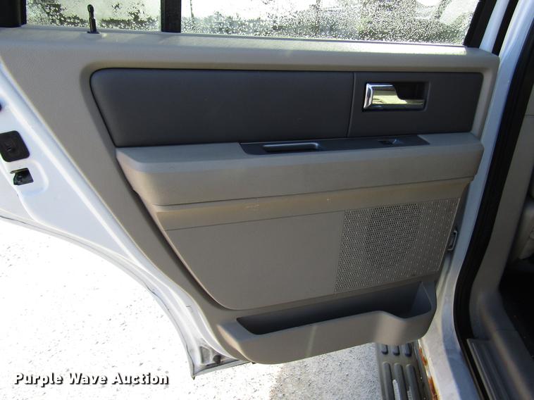 image for item DB6893 2007 Ford Expedition SUV