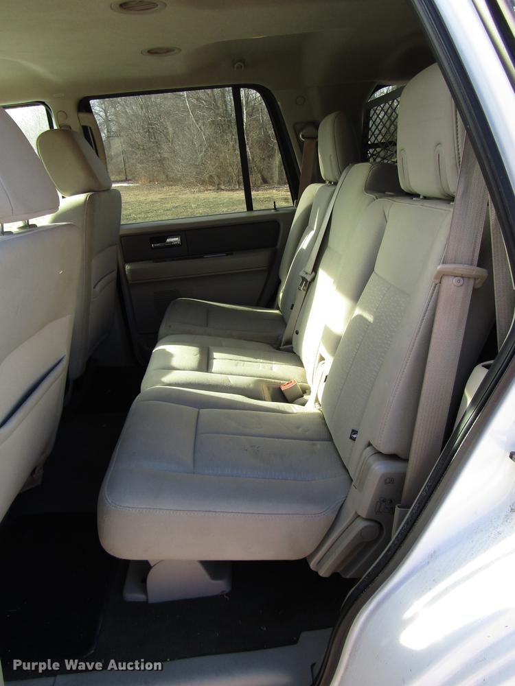 image for item DB6893 2007 Ford Expedition SUV