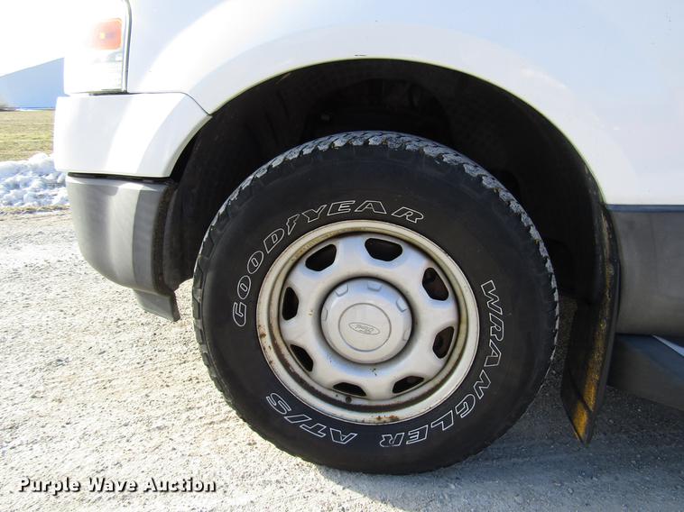 image for item DB6893 2007 Ford Expedition SUV