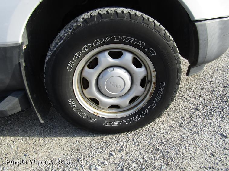 image for item DB6893 2007 Ford Expedition SUV