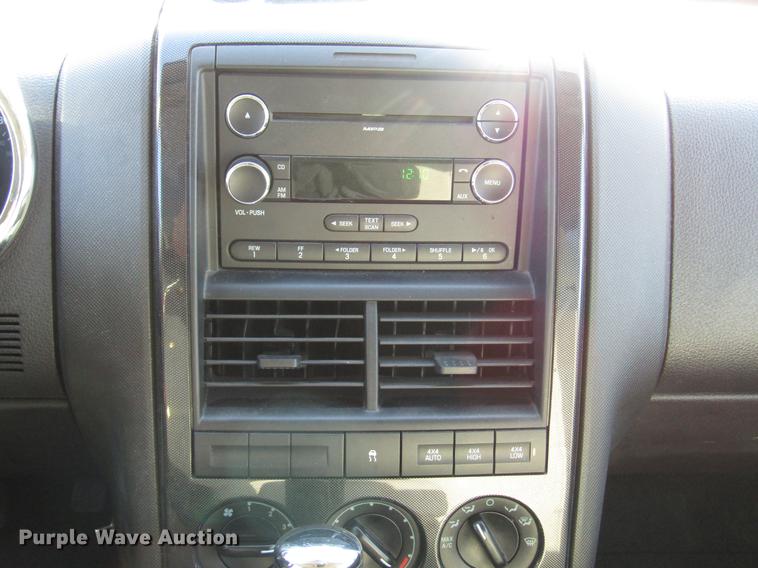 image for item DB6894 2008 Ford Explorer SUV