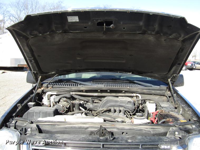 image for item DB6894 2008 Ford Explorer SUV