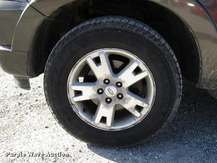 image for item DB6894 2008 Ford Explorer SUV