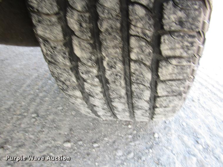 image for item DB6894 2008 Ford Explorer SUV