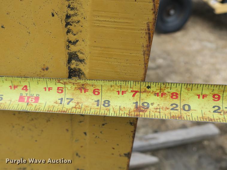 image for item DB8896 Front mount push block