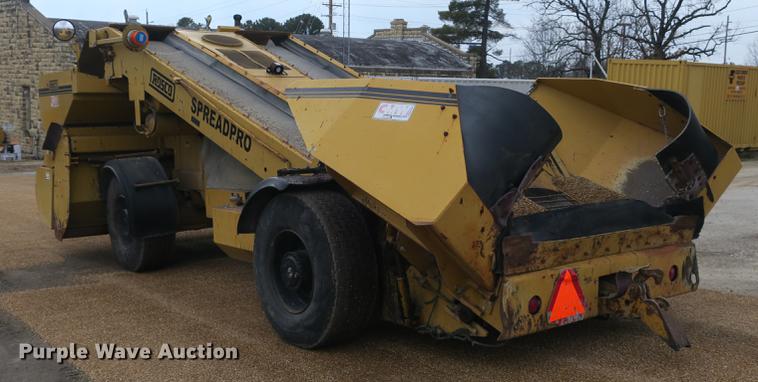 image for item DB8897 2000 Rosco Spread Pro chip spreader