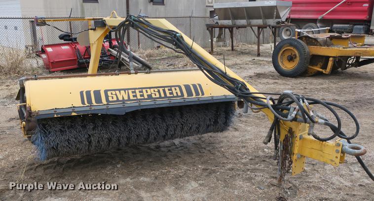 image for item DB8901 Sweepster TH84P2PM002 angle broom