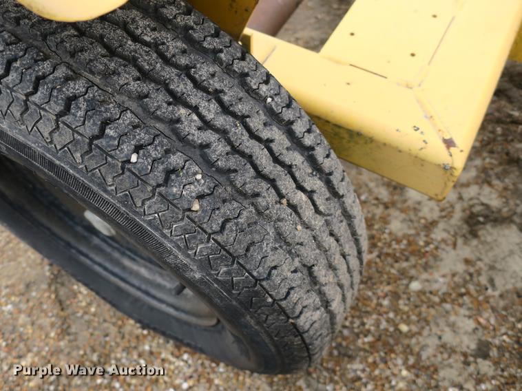 image for item DB8901 Sweepster TH84P2PM002 angle broom