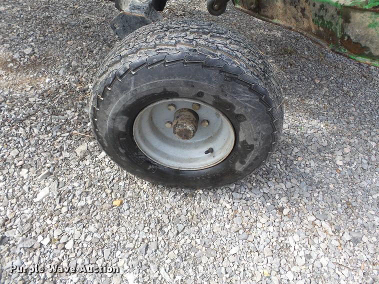 image for item DD2337 Frontier FM1015 batwing finish mower