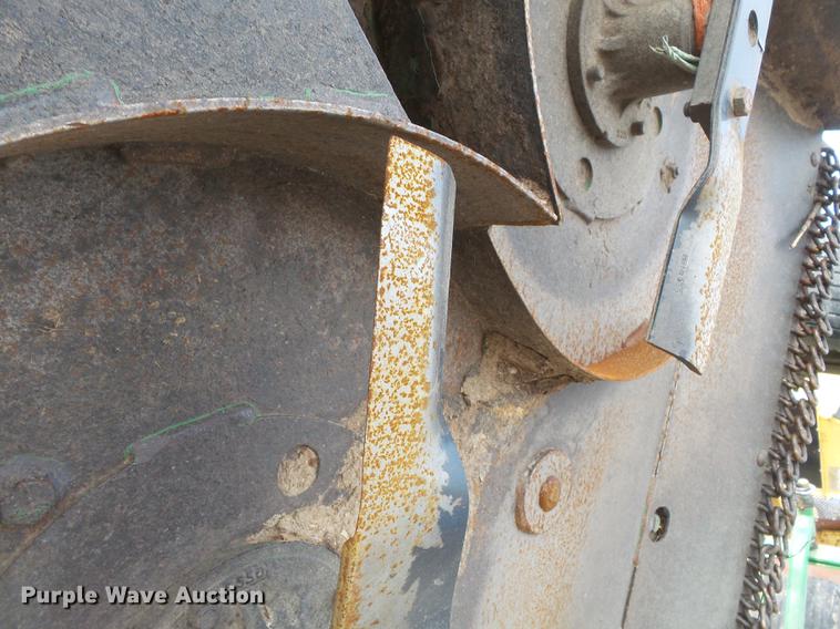 image for item DD2337 Frontier FM1015 batwing finish mower