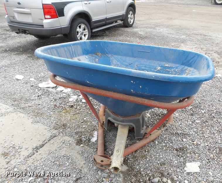 image for item DD2342 1991 Vicon PS403 broadcast spreader