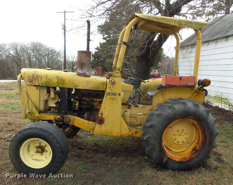 image for item DD2347 1974 John Deere 302A landscape tractor
