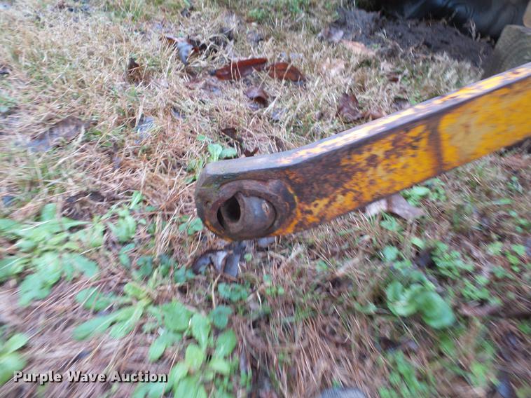 image for item DD2347 1974 John Deere 302A landscape tractor