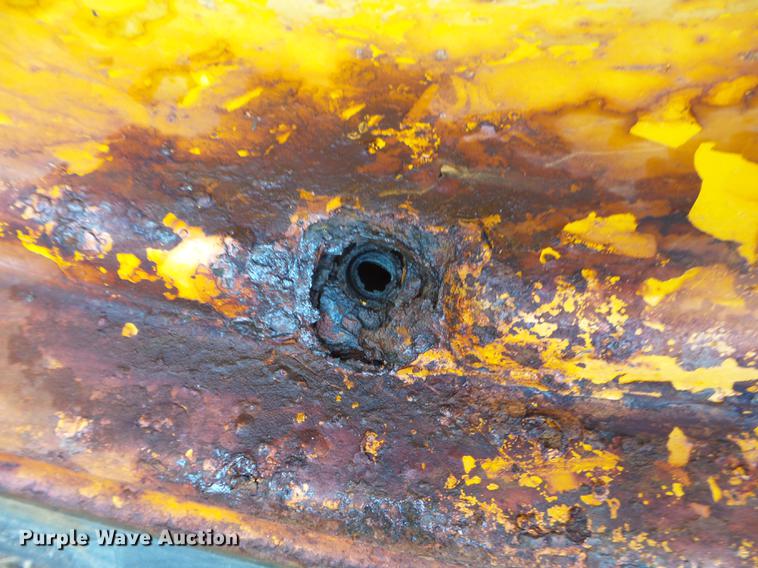 image for item DD2347 1974 John Deere 302A landscape tractor