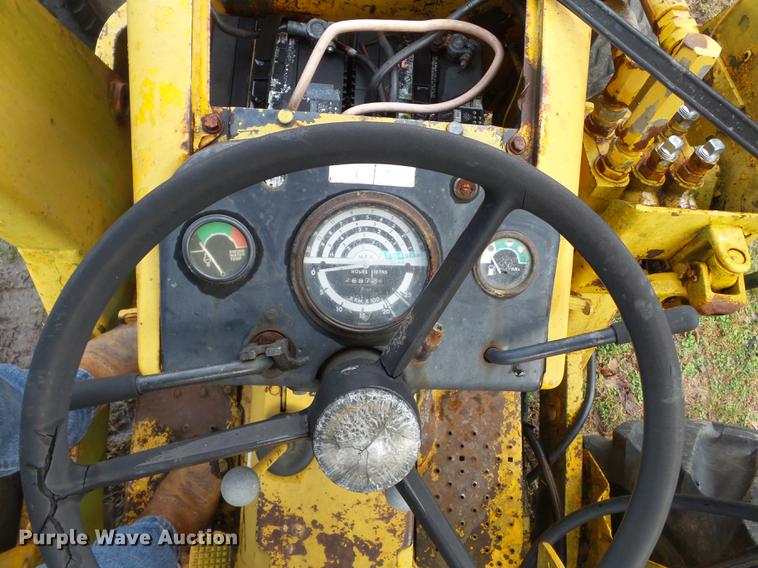 image for item DD2347 1974 John Deere 302A landscape tractor