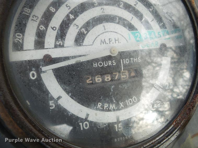 image for item DD2347 1974 John Deere 302A landscape tractor