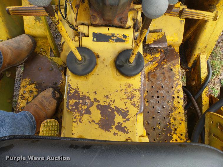 image for item DD2347 1974 John Deere 302A landscape tractor