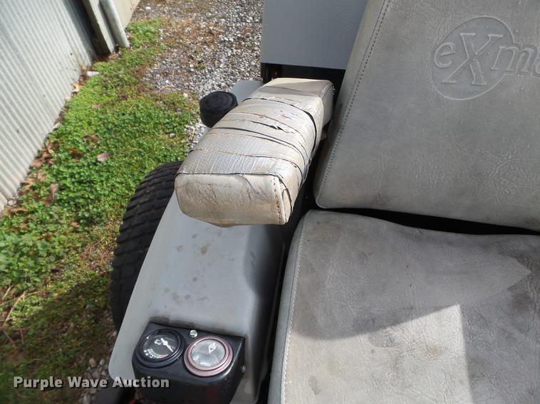 image for item DD2348 2001 Exmark LZ271KA604 ZTR lawn mower
