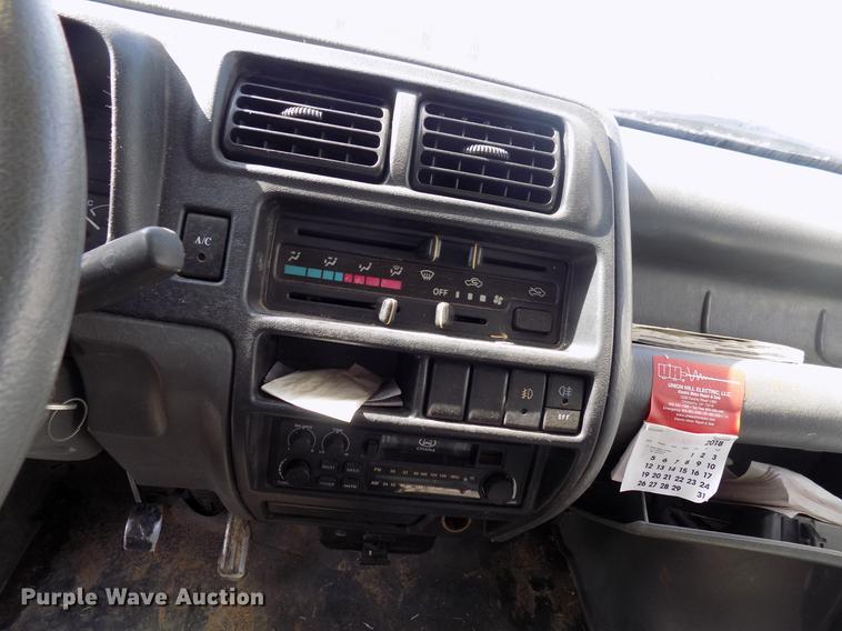 image for item DD3625 2004 Tiger Truck van