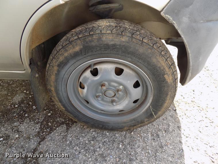 image for item DD3625 2004 Tiger Truck van