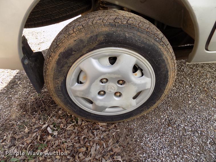 image for item DD3625 2004 Tiger Truck van