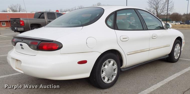 image for item DD3627 1998 Ford Taurus
