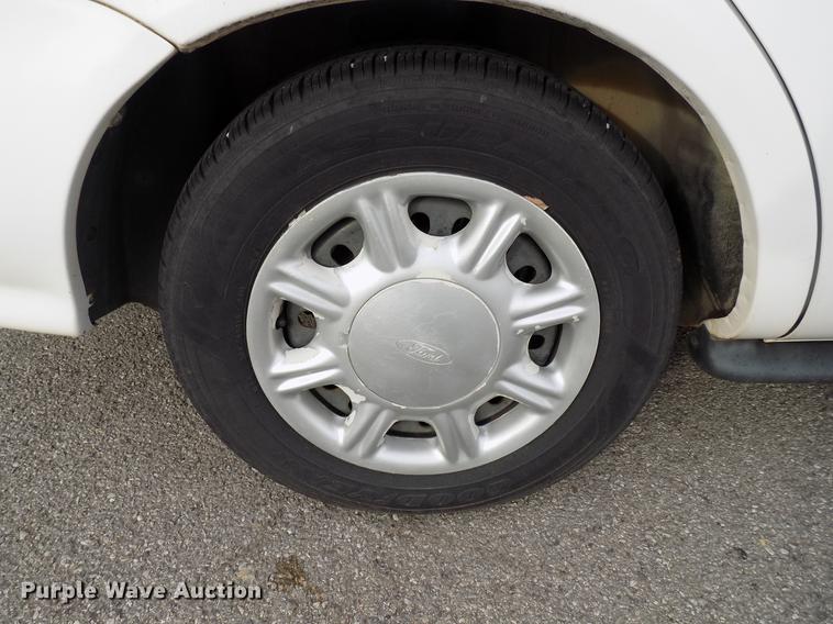 image for item DD3627 1998 Ford Taurus