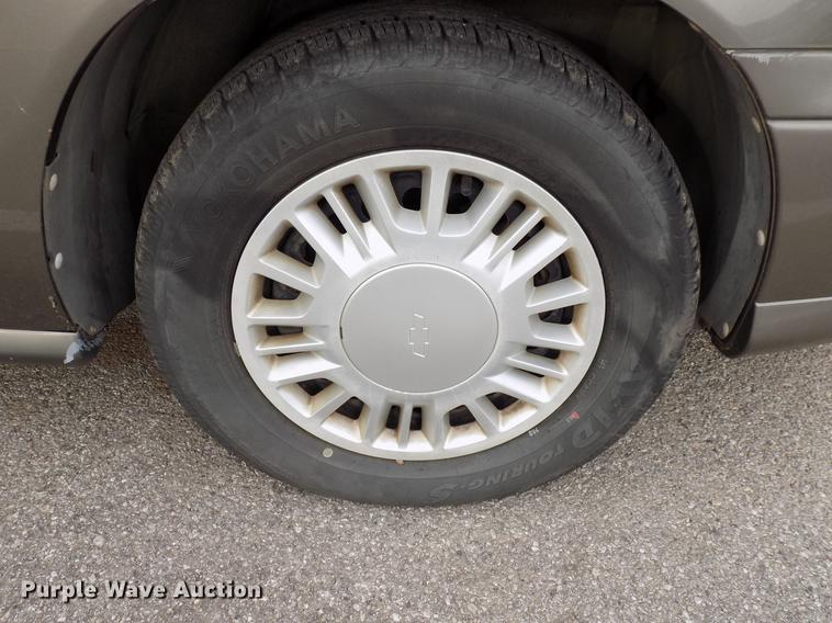 image for item DD3628 2000 Chevrolet Malibu