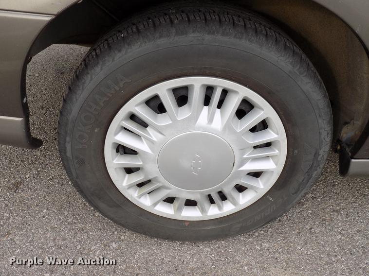 image for item DD3628 2000 Chevrolet Malibu