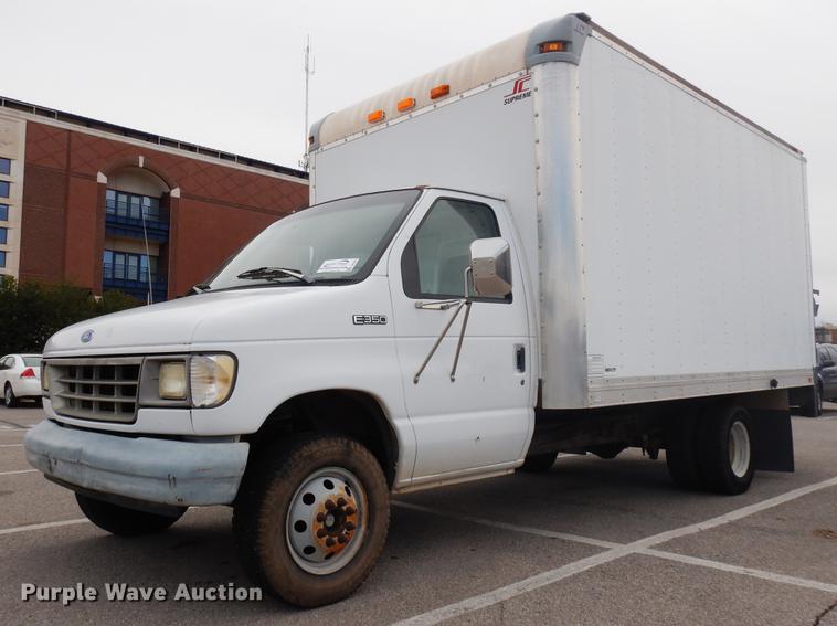 image for item DD3641 1993 Ford Econoline E350 box truck