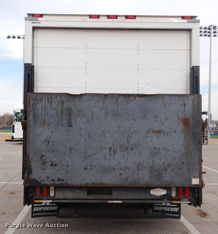 image for item DD3641 1993 Ford Econoline E350 box truck