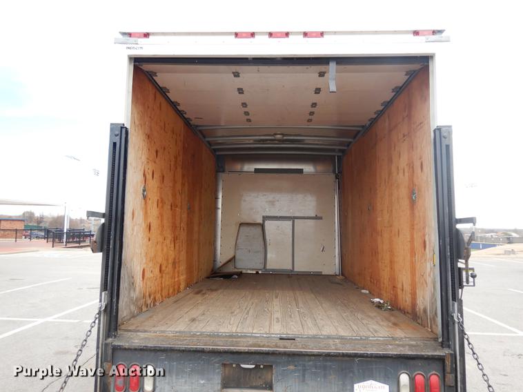 image for item DD3641 1993 Ford Econoline E350 box truck