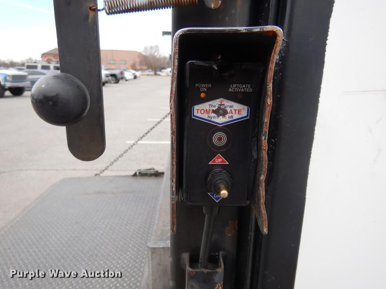 image for item DD3641 1993 Ford Econoline E350 box truck